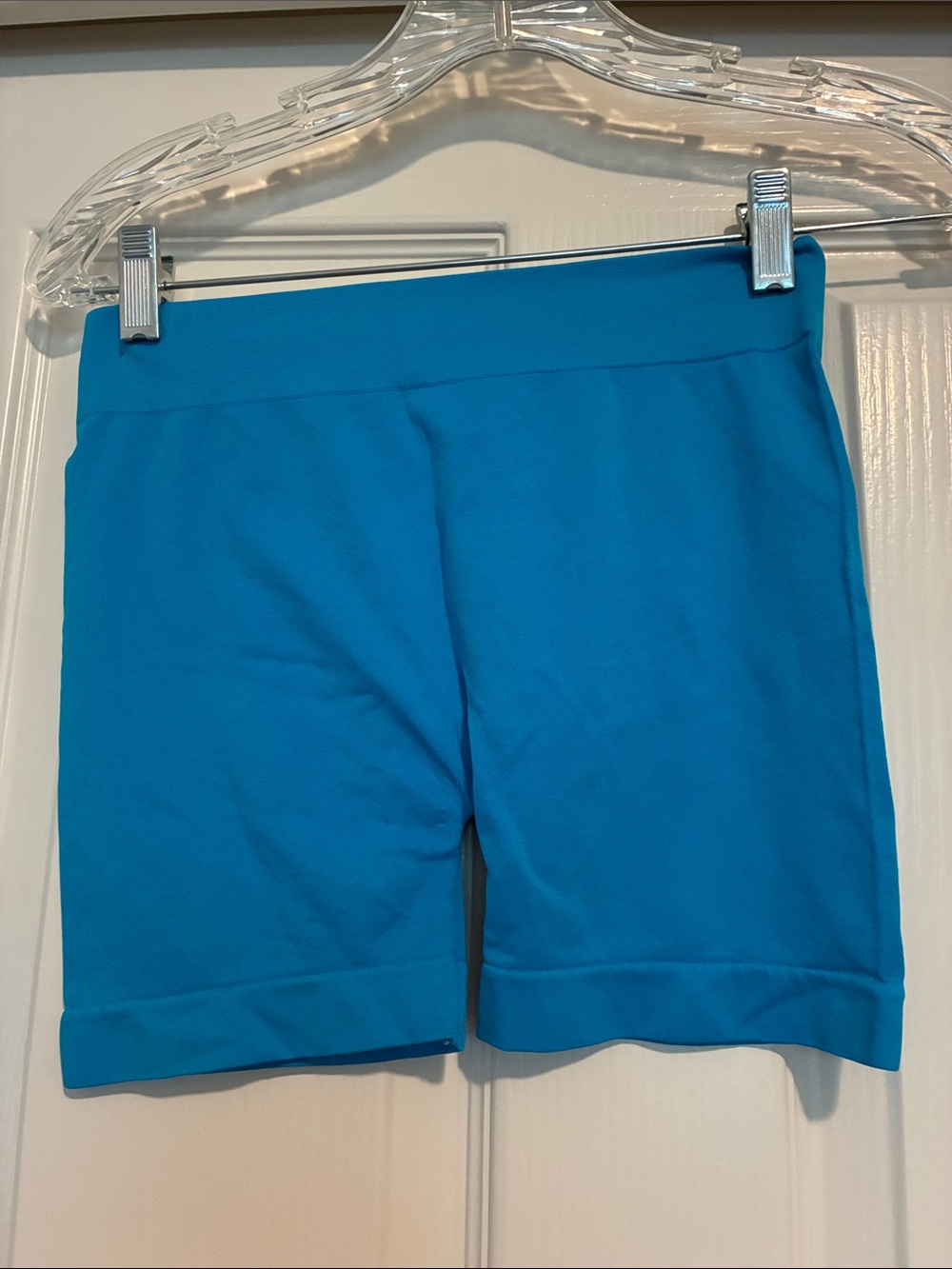 Women'sâ Blue Stretch Mid-Length Shorts